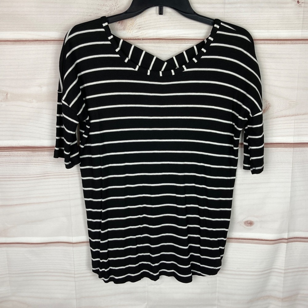 Cherish Top Womens S Black Striped Waffle Knit T-Shirt Scoop Neck Strappy Back